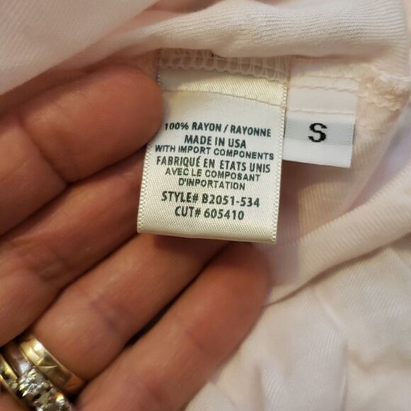 Cloth And Stone Rayon blouse size small. - Picture 8 of 8